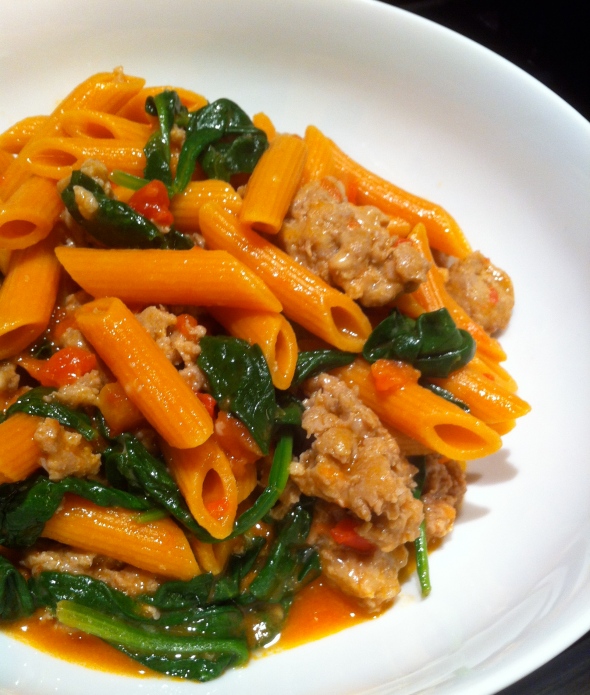 Skillet Sausage Pasta with Spinach - One dish cooking, ready in 20 minutes!